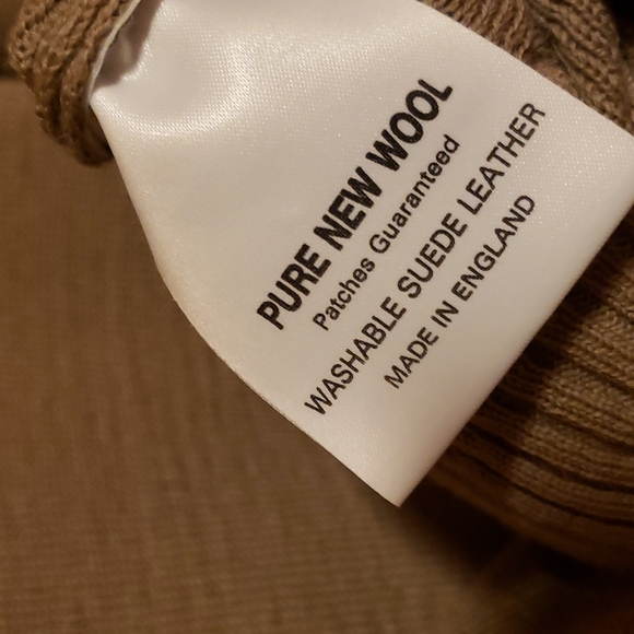 Wool Sweater - Picture 6 of 8